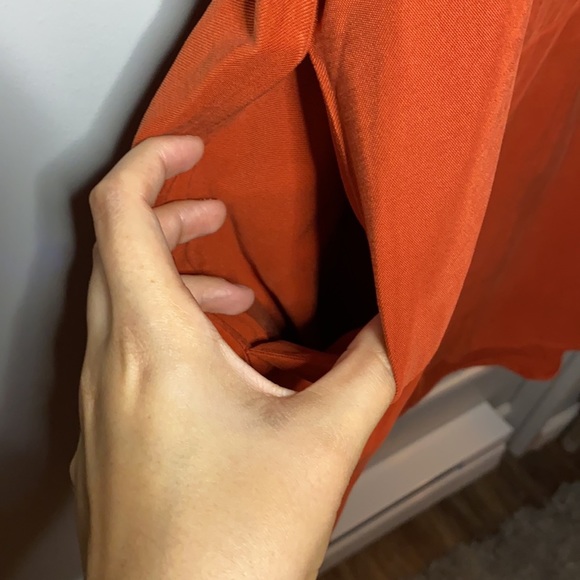 ❌SOLD❌Lulu’s Siesta Rust Orange Short Sleeve Shift Dress - Picture 4 of 5